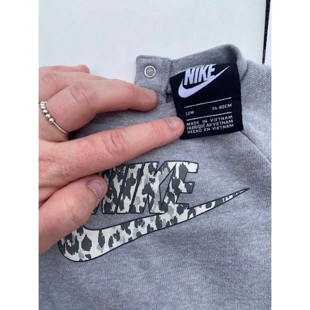 Nike Baby Girls Gray Leopard Print Sweatshirt and Leggings 2-Piece Set 12M - Picture 5 of 5